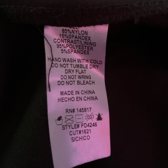 Black long sleeve dress - Picture 3 of 3